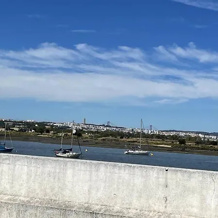 Lejlighed La Seixalia, Charme E Grande Terraco Seixal (Setubal)