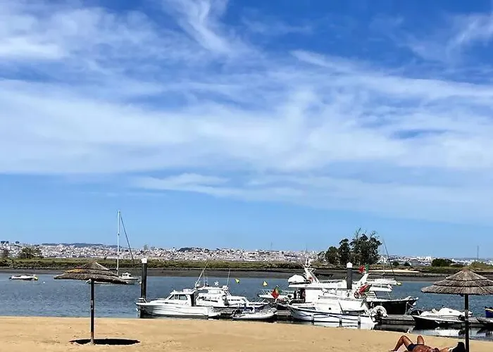 Apartment La Seixalia, Charme E Grande Terraco Seixal (Setubal)